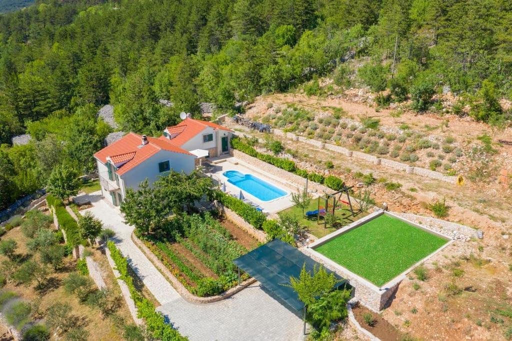 Three-Bedroom Villa With Private Pool Lovreć Esterno foto